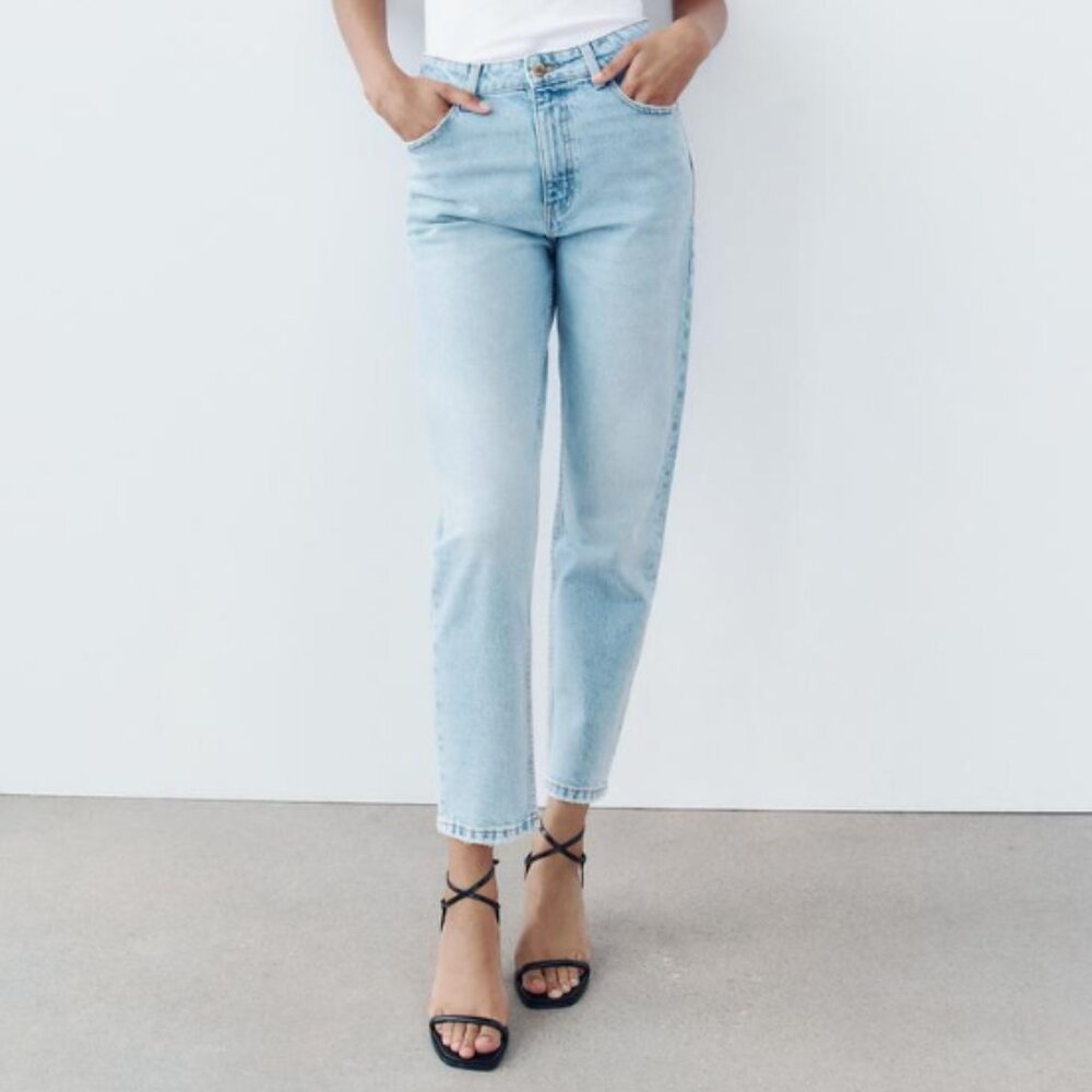 Zara Mom Fit Jeans with a High Waist